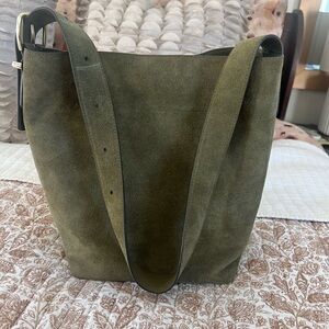 Madewell Medium Bucket Tote Green Suede